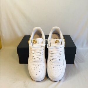 2021 Woman’s Air Force 1 '07 LX 'Lucky Charms' - Size 6.5